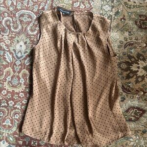Jones New York Brown Sleeveless Blouse with Black Dots